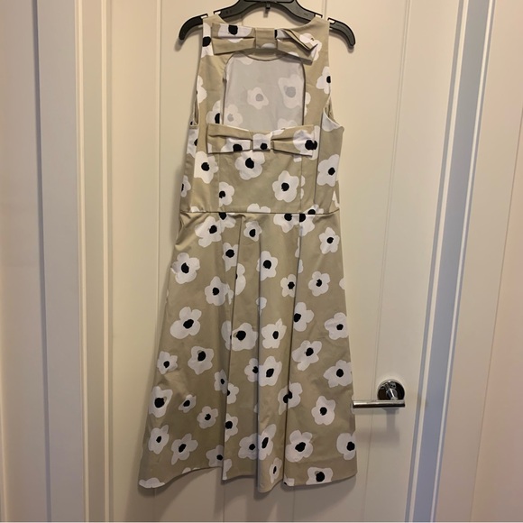 kate spade Beige Floral Midi Dress with White and Black Flowers - Picture 3 of 4